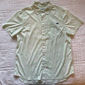 Chubbies Breezetech Friday Button Up